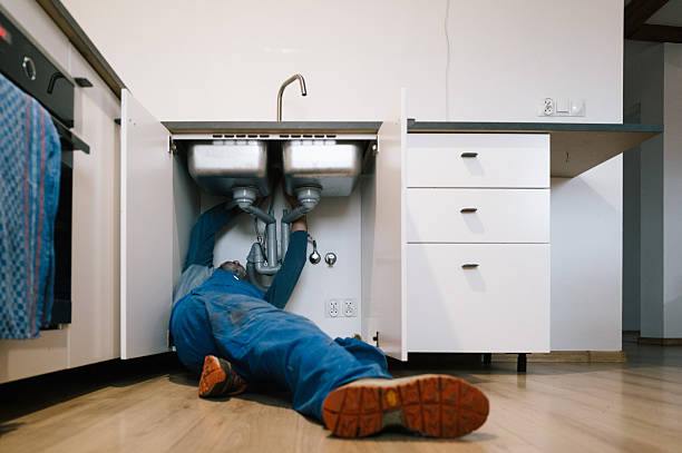 Professional Plumbing technician working in Flint Hill, MO